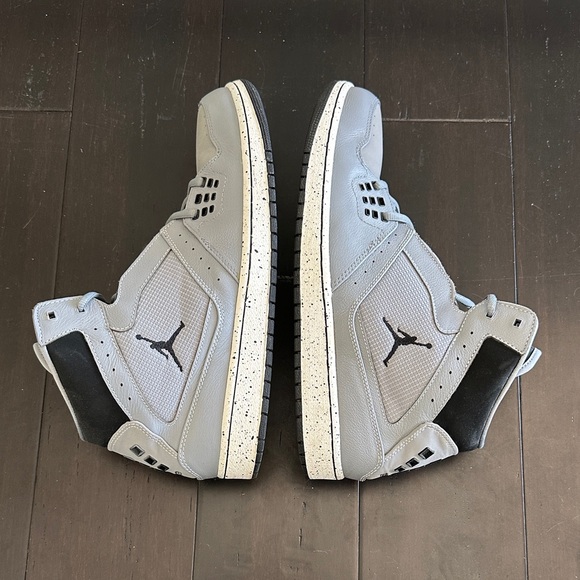 Nike Jordan 1 Flight Men's Gray and Black High-Top Sneakers - Picture 7 of 10